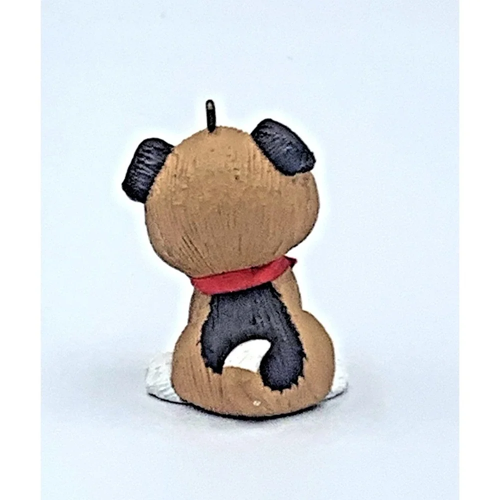 Holiday Puppy Hallmark Keepsake Ornament‎ 1983 Dog Red Ribbon Vintage
